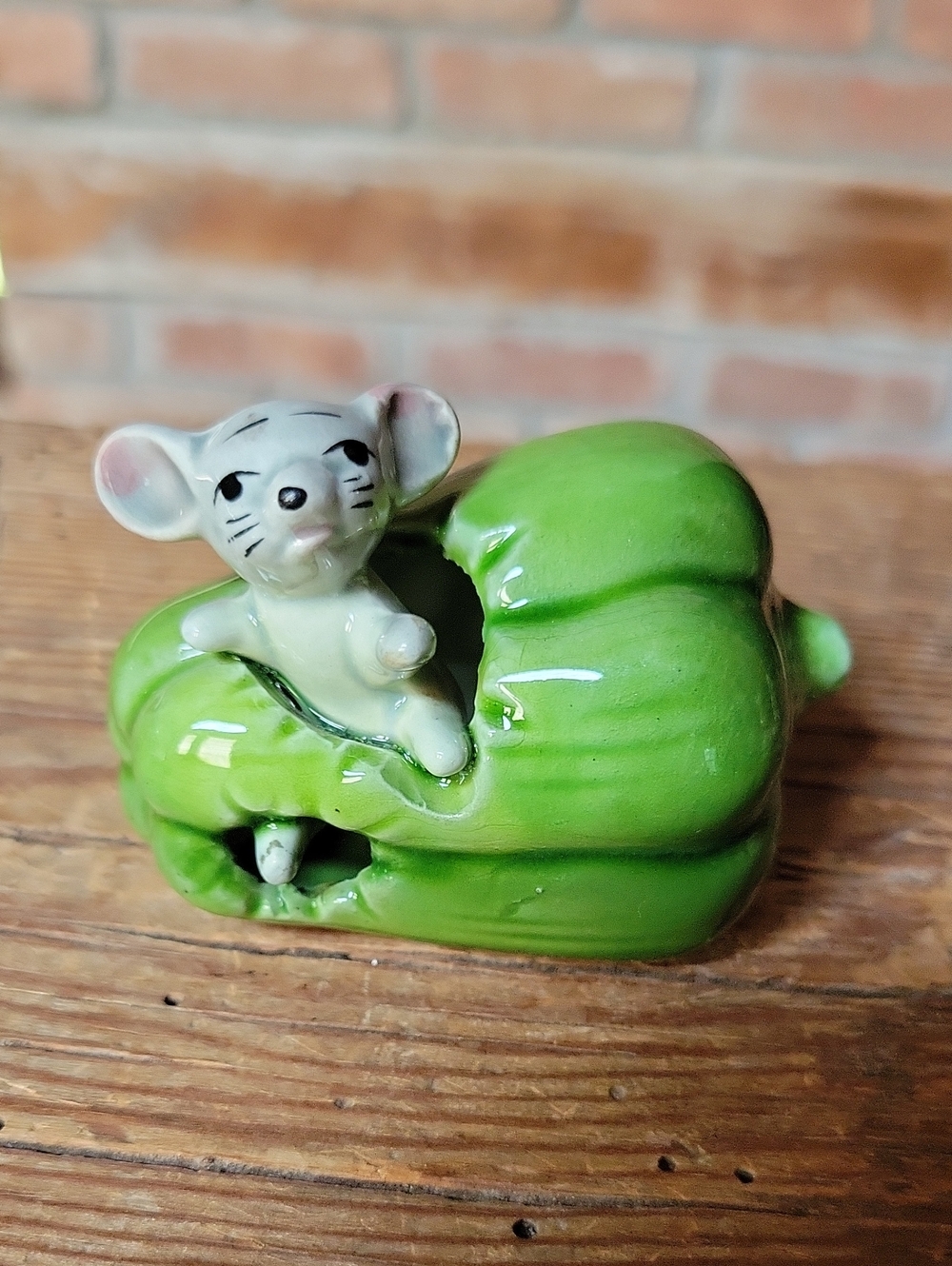 1950's Kitchen Collectible Green Bell Pepper Mouse Figurine